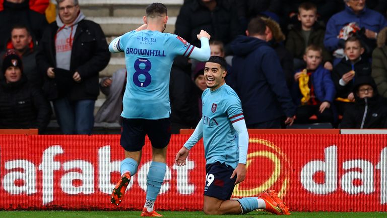 Bournemouth 2-4 Burnley 2023.01.07 Full Highlights, Watch Bournemouth 2-4 Burnley highlights, Video Bournemouth 2-4 Burnley highlights, FA Cup Full Goals Highlight, Bournemouth Full Goals Highlights, Burnley Full Goals Highlight