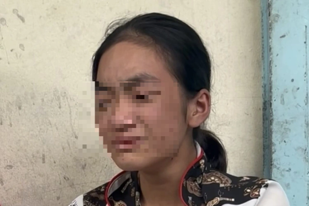 Clip Phẫn Nộ thiếu nữ 16 tuổi bị Hành Hạ Bạo Hành bắt ăn thằn lằn sống ở Cà Mau
