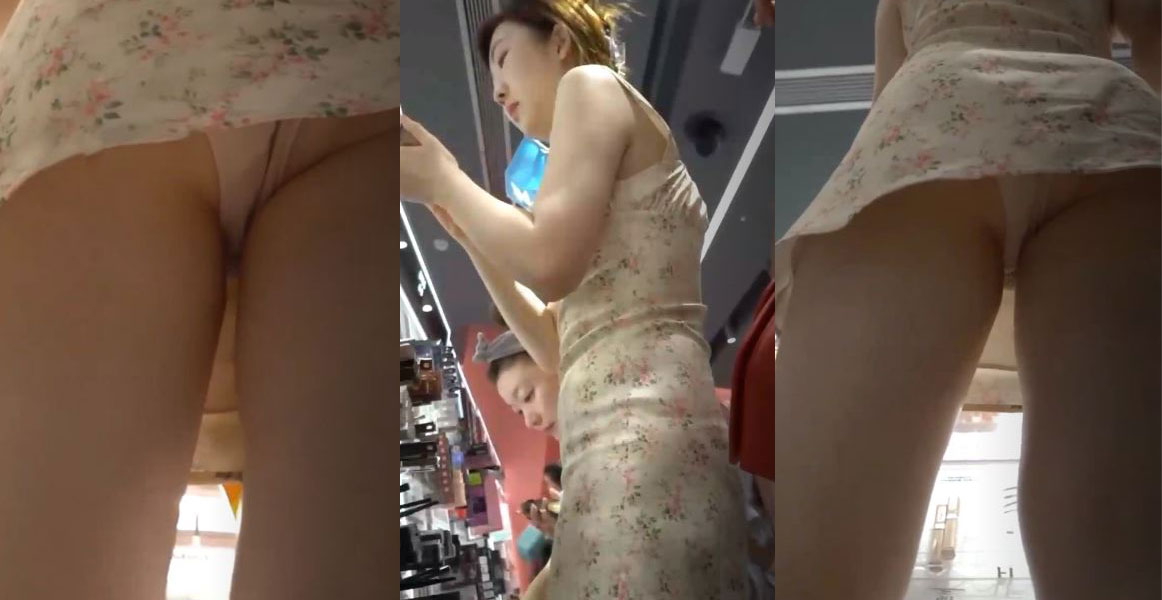 Clip quay lén dưới váy em gái xinh Hàn Quốc đi siêu thị