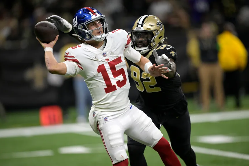 Giants get humbled and blown out by Saints 24-6, Giants in New Orleans beatdown on both sides of ball, Video Breaking Down the Giants 24-6 loss to Saints, NFL Soccer, Dexter Henry NFL, Video Highilghts NFL Soccer, Clip top 5 performances for week 15 in the NFL, Clip top 5 of Dexter Henry performances for week 15 in the NFL, NFL New Orleans, NFL Giants, New York Giants, New York Giants vs Packers, New York Giants To 24-22 Victory Over Green Bay Packers