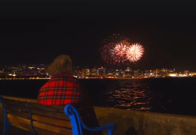 VIDEO Fireworks celebrate New Year 2024 in New Zealand, Pháo hoa mừng năm mới 2024 ở Sydney 2024, Fireworks at the Sydney Harbor Bridge Australia on the evening of 2023 December 31, Fireworks celebrate New Year 2024 in Sydney 2024